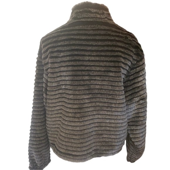 Jamie Sadock Size M Woman’s Faux Fur Coat Toggle Metal Buttons Black Gray - Picture 3 of 8